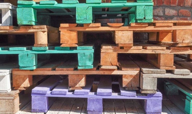 Colored pallets