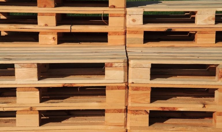 Essential Things To Look for When Finding a Pallet Supplier