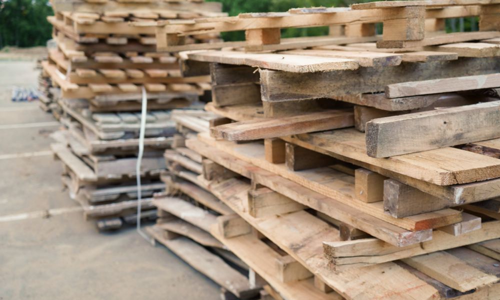 The Environmental Benefits of Recycling Your Pallets