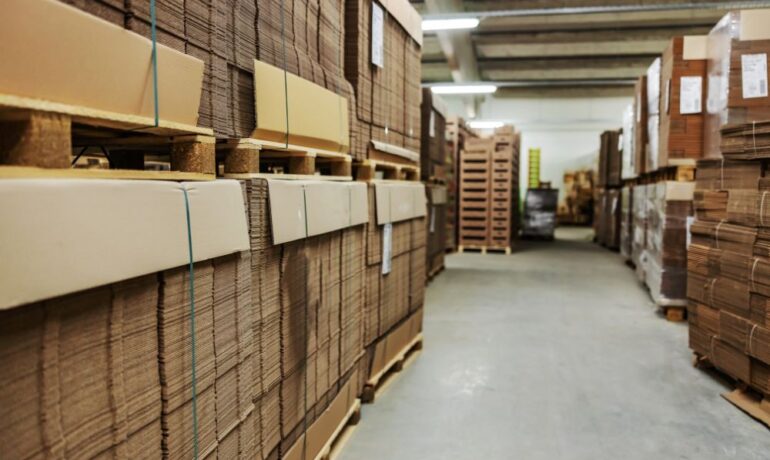 How Lightweight Pallets Can Save You Money
