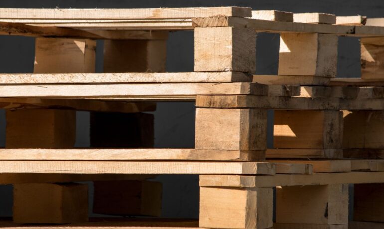 The Differences Between Recycled and Remanufactured Pallets