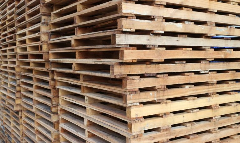 How To Inspect Wooden Pallets for Safety Before Use