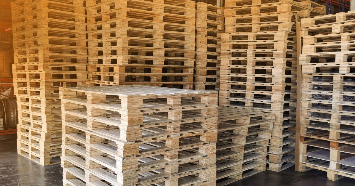Optimizing a Warehouse Space With the Right Pallet Strategy