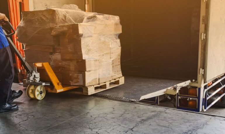 How To Extend the Lifespan of Your Wooden Pallets