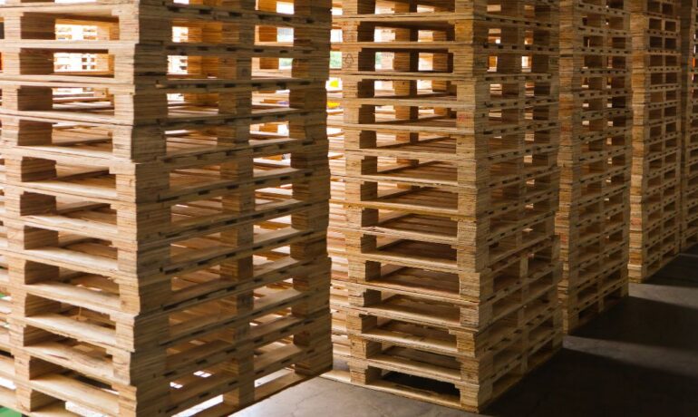 The Advantages of Closed-Loop Wooden Pallet Systems